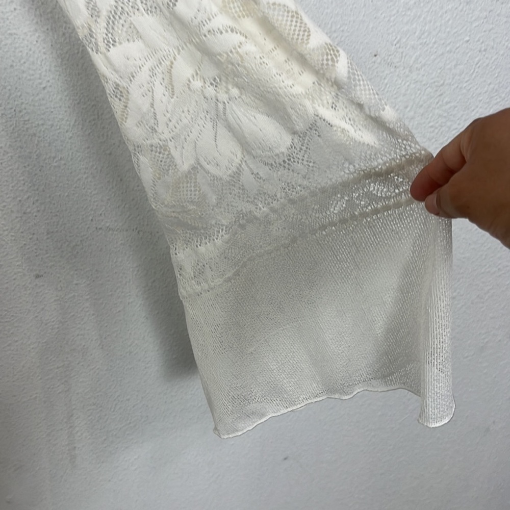 Show me your Mumu Loretta Bell Sleeve Romper Garden Party Lace Cream Sz … - Picture 4 of 7